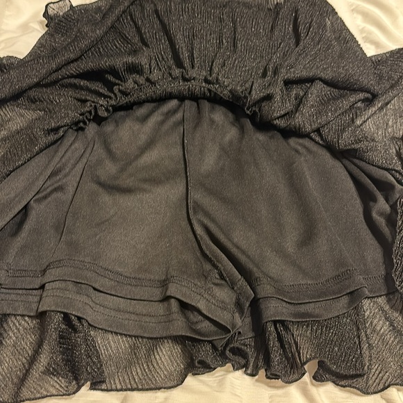 Glam skort, black shimmer- size large - Picture 3 of 5